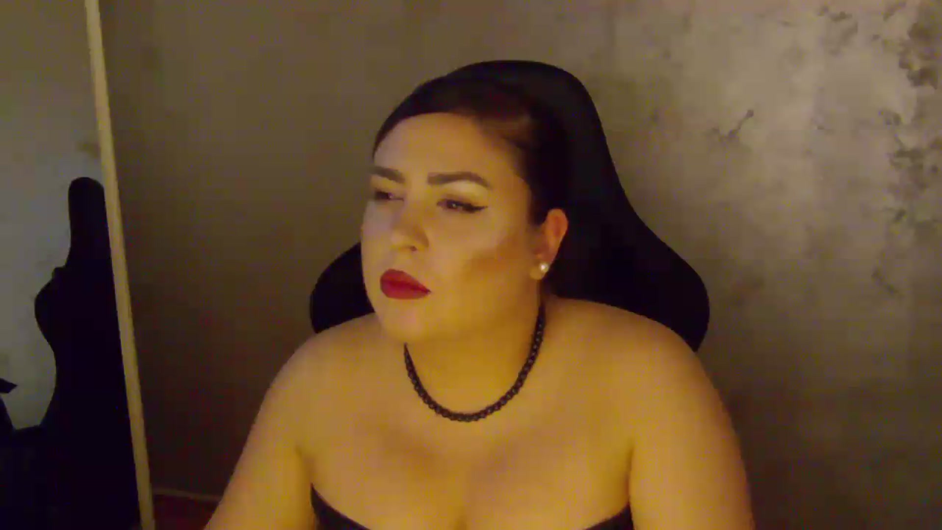 Gallery image thumbnail from NotVanilla's myfreecams stream on, 06/30/2026, 24:13 image 15 of 20