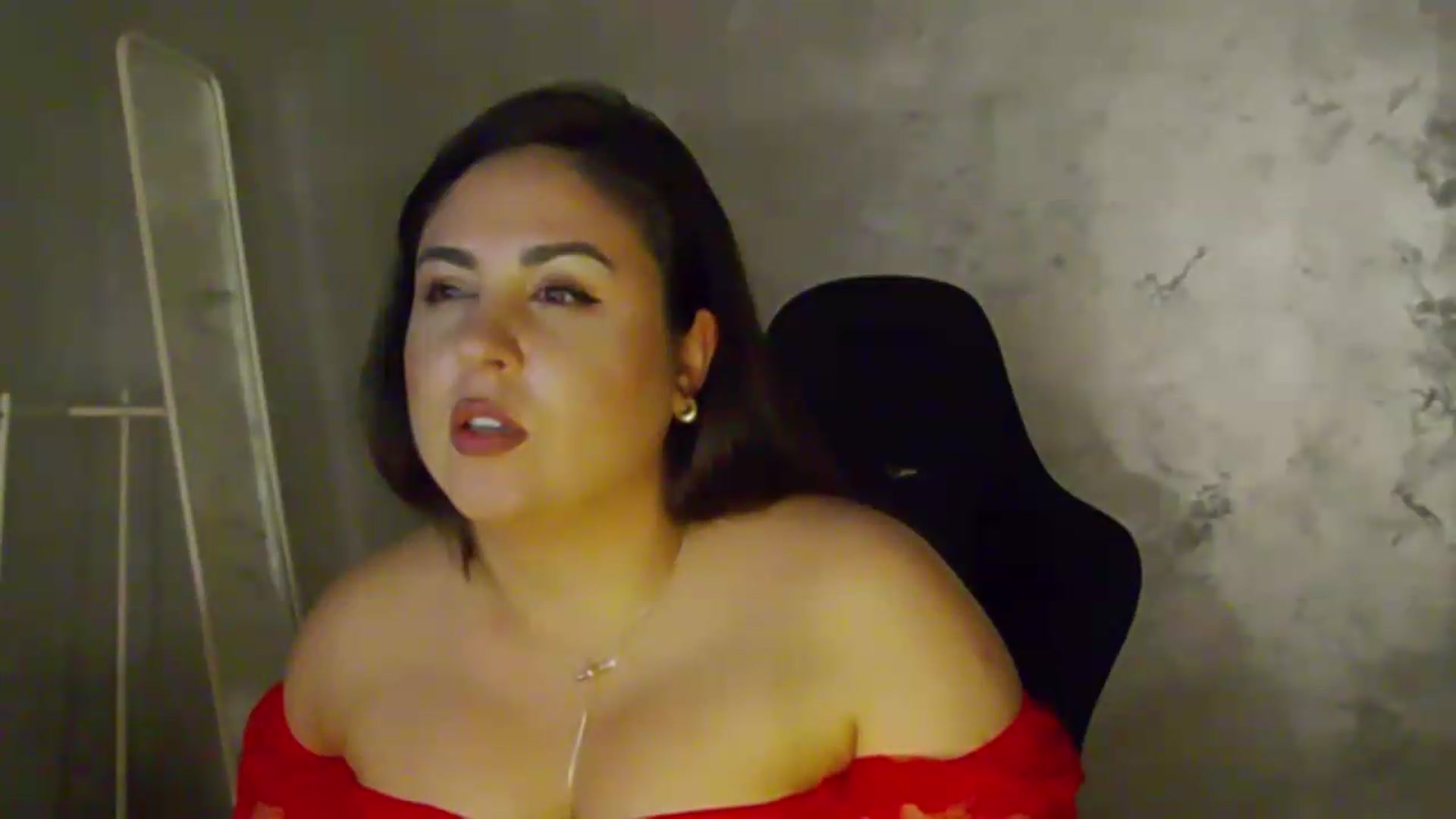 Gallery image thumbnail from NotVanilla's myfreecams stream on, 07/04/2026, 07:10 image 4 of 20