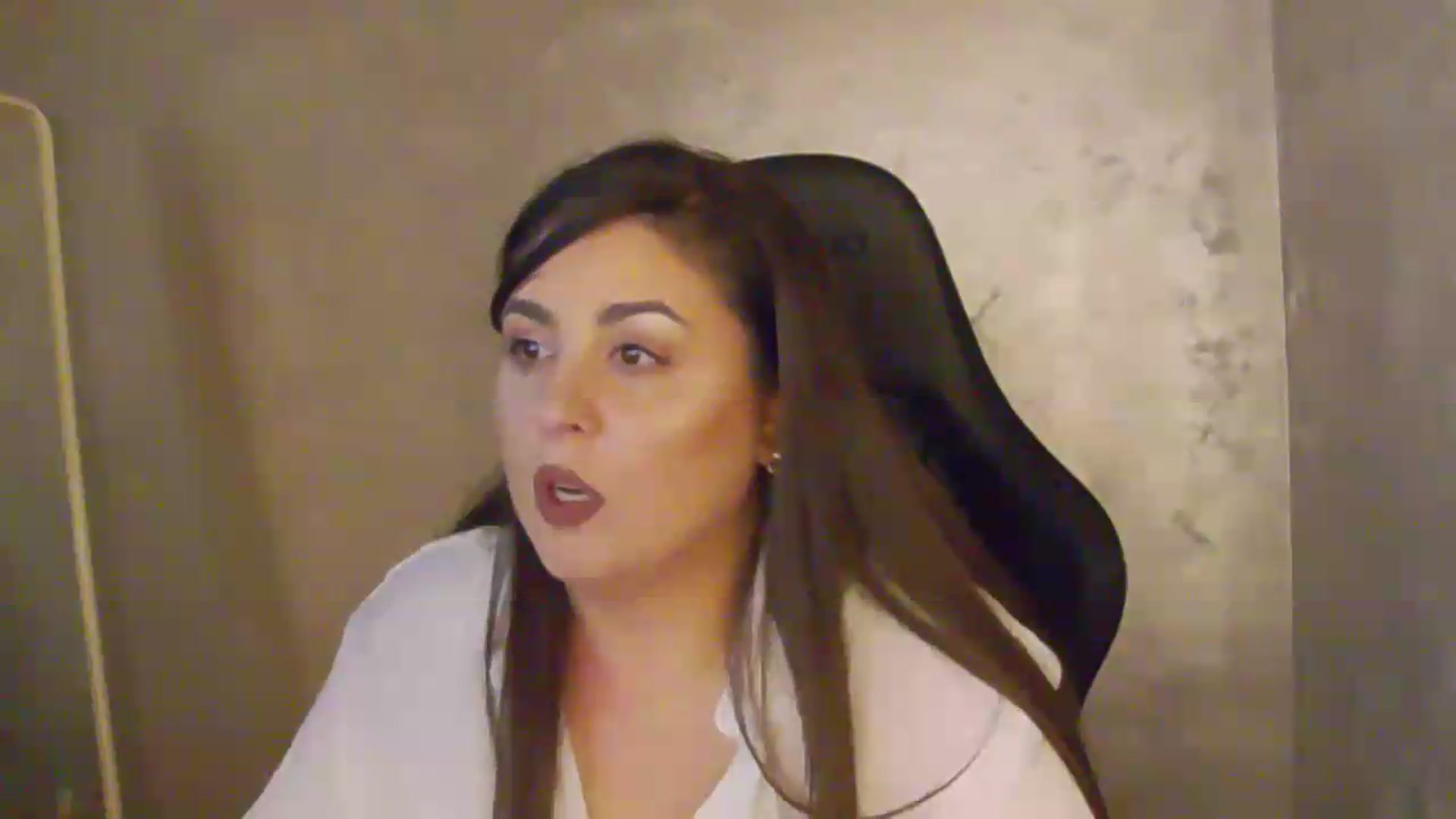 Gallery image thumbnail from NotVanilla's myfreecams stream on, 07/04/2026, 23:18 image 13 of 20