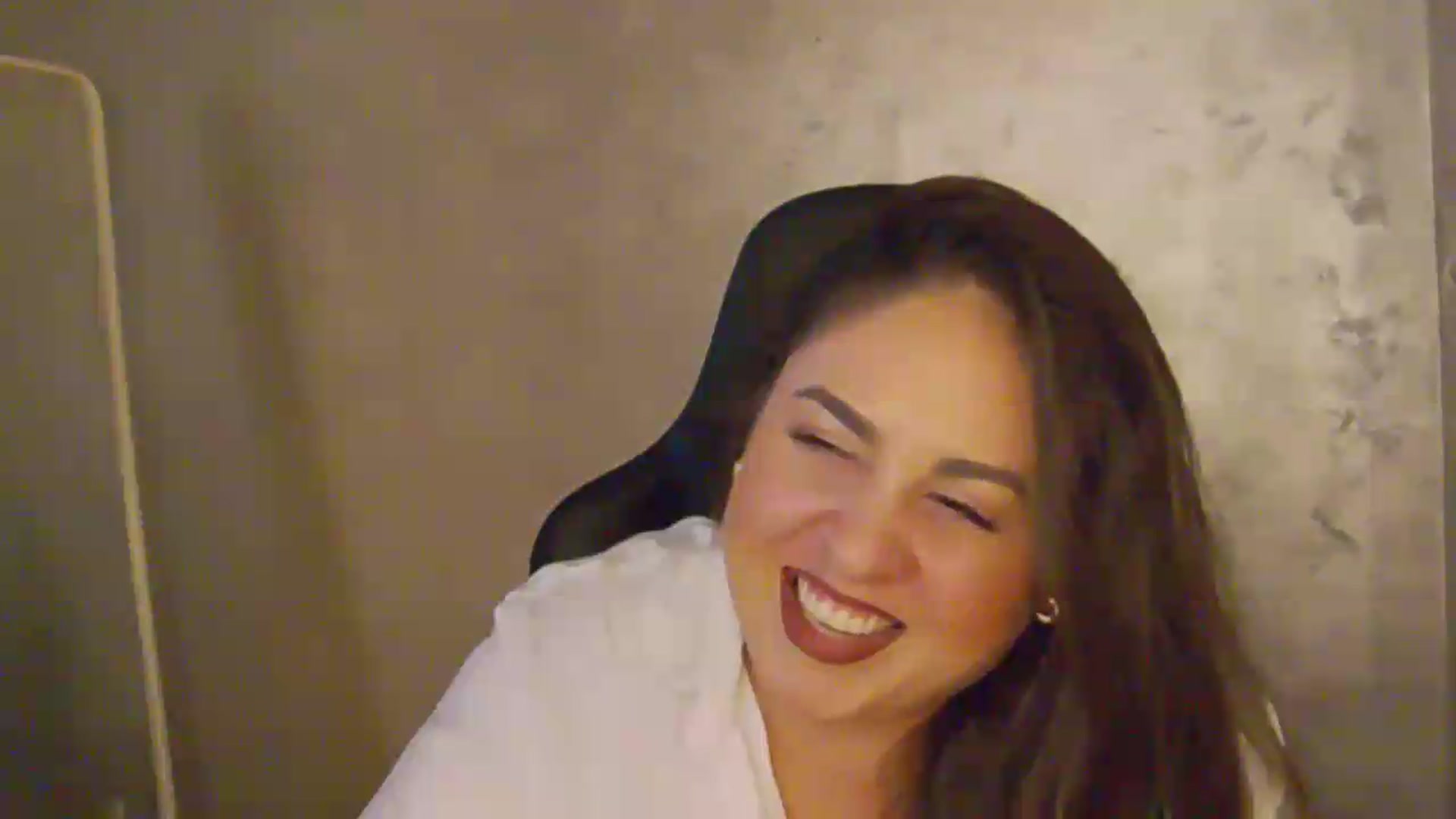 Gallery image thumbnail from NotVanilla's myfreecams stream on, 07/05/2026, 01:39 image 19 of 20