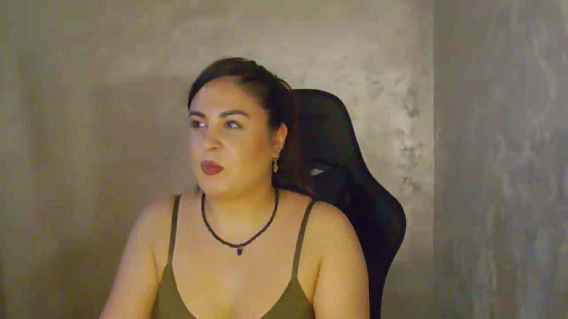 Gallery image thumbnail from NotVanilla's myfreecams stream on, 07/06/2026, 01:39 image 5 of 20