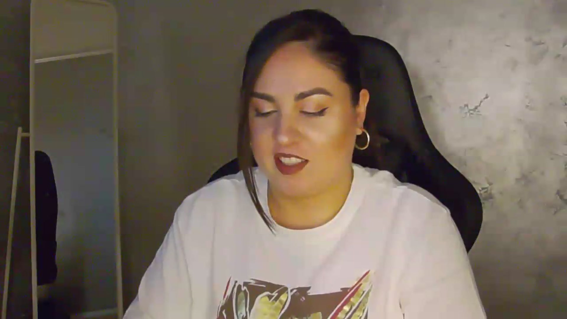 Gallery image thumbnail from NotVanilla's myfreecams stream on, 07/06/2026, 23:03 image 17 of 20