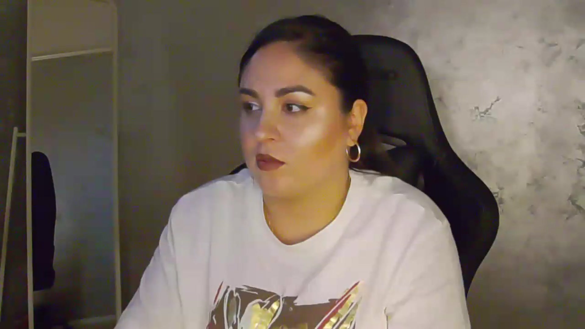 Gallery image thumbnail from NotVanilla's myfreecams stream on, 07/07/2026, 24:58 image 13 of 20