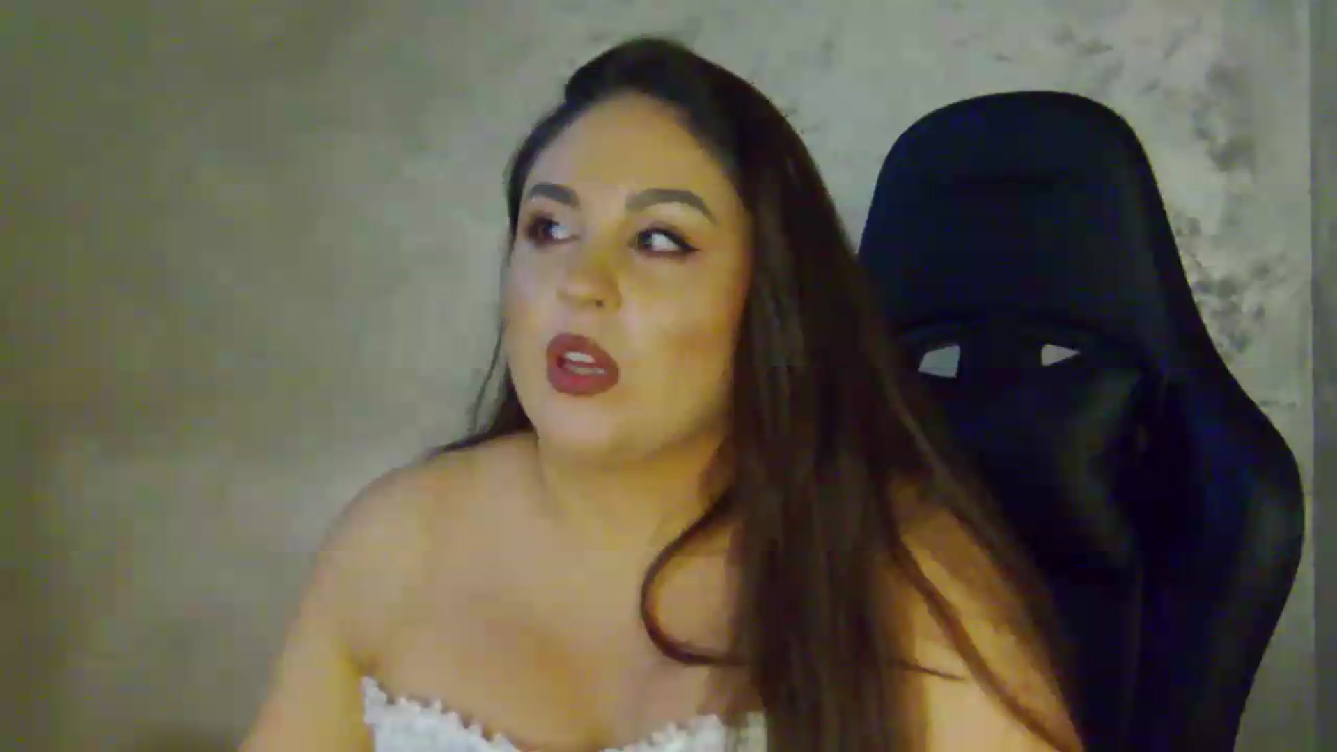 Gallery image thumbnail from NotVanilla's myfreecams stream on, 07/10/2026, 22:50 image 7 of 20