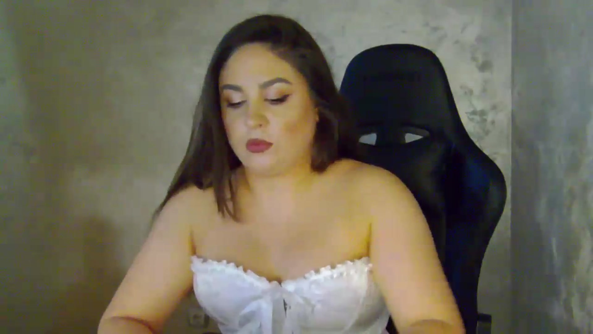 Gallery image thumbnail from NotVanilla's myfreecams stream on, 07/10/2026, 22:50 image 17 of 20
