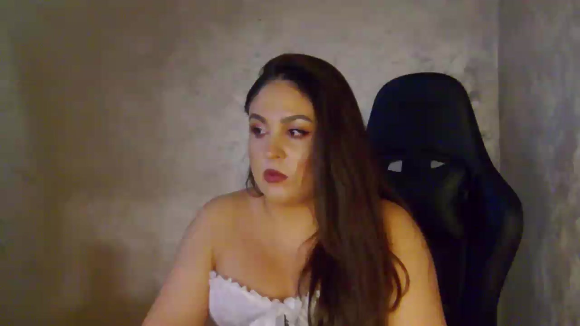 Gallery image thumbnail from NotVanilla's myfreecams stream on, 07/11/2026, 24:01 image 1 of 20