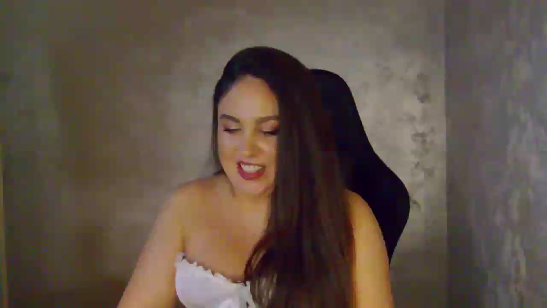 Gallery image thumbnail from NotVanilla's myfreecams stream on, 07/11/2026, 24:01 image 12 of 20