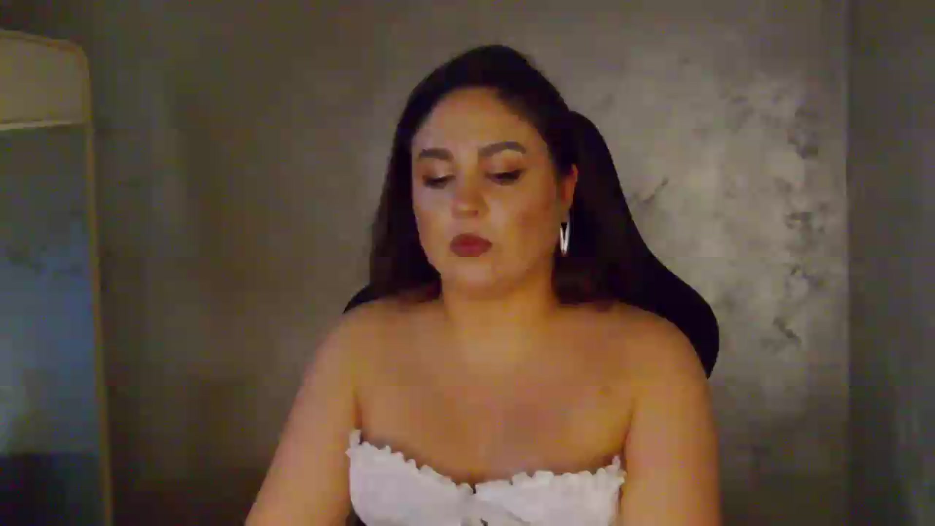 Gallery image thumbnail from NotVanilla's myfreecams stream on, 07/11/2026, 24:23 image 3 of 20