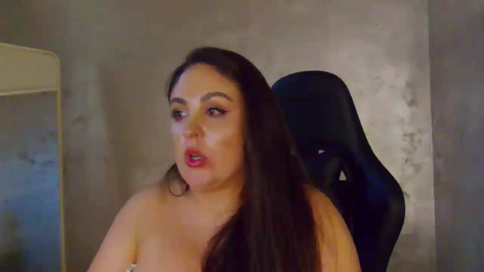 Gallery image thumbnail from NotVanilla's myfreecams stream on, 07/11/2026, 05:08 image 11 of 20