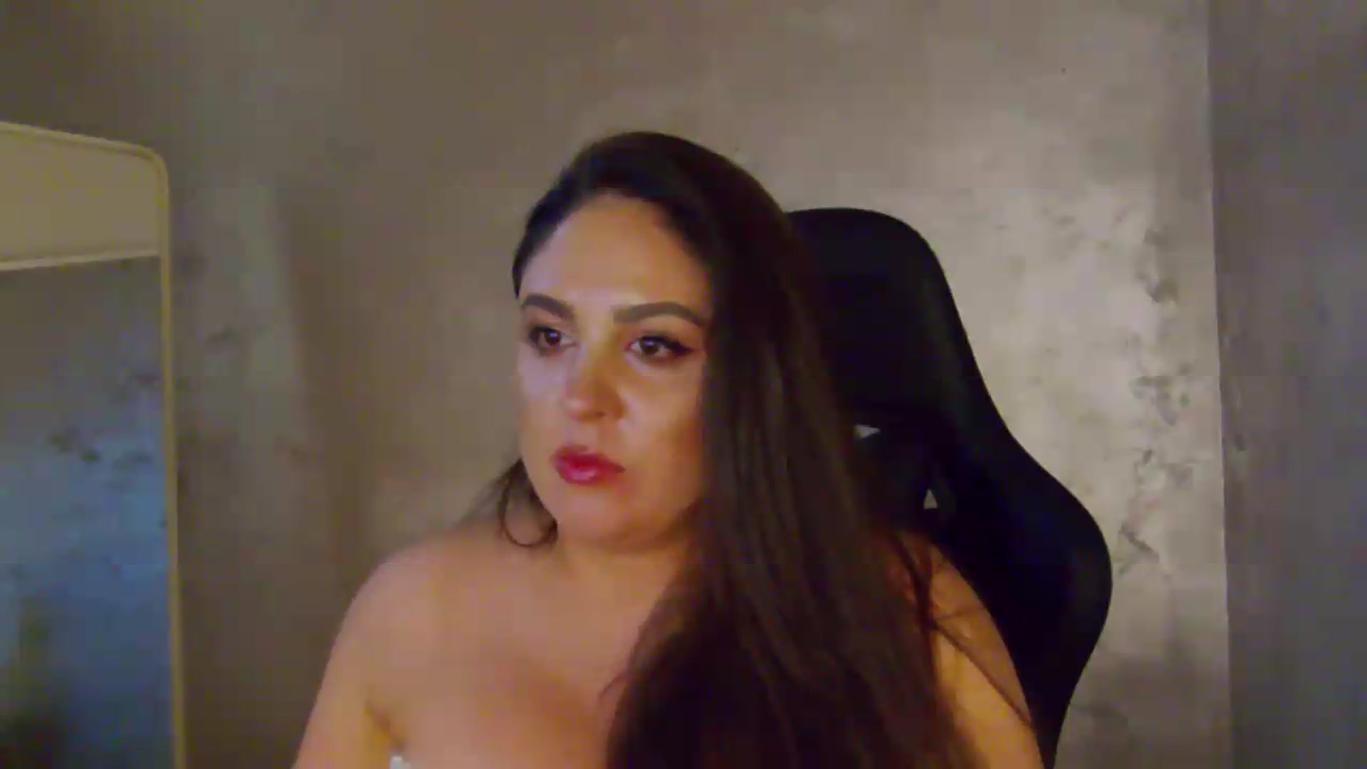Gallery image thumbnail from NotVanilla's myfreecams stream on, 07/11/2026, 05:08 image 10 of 20