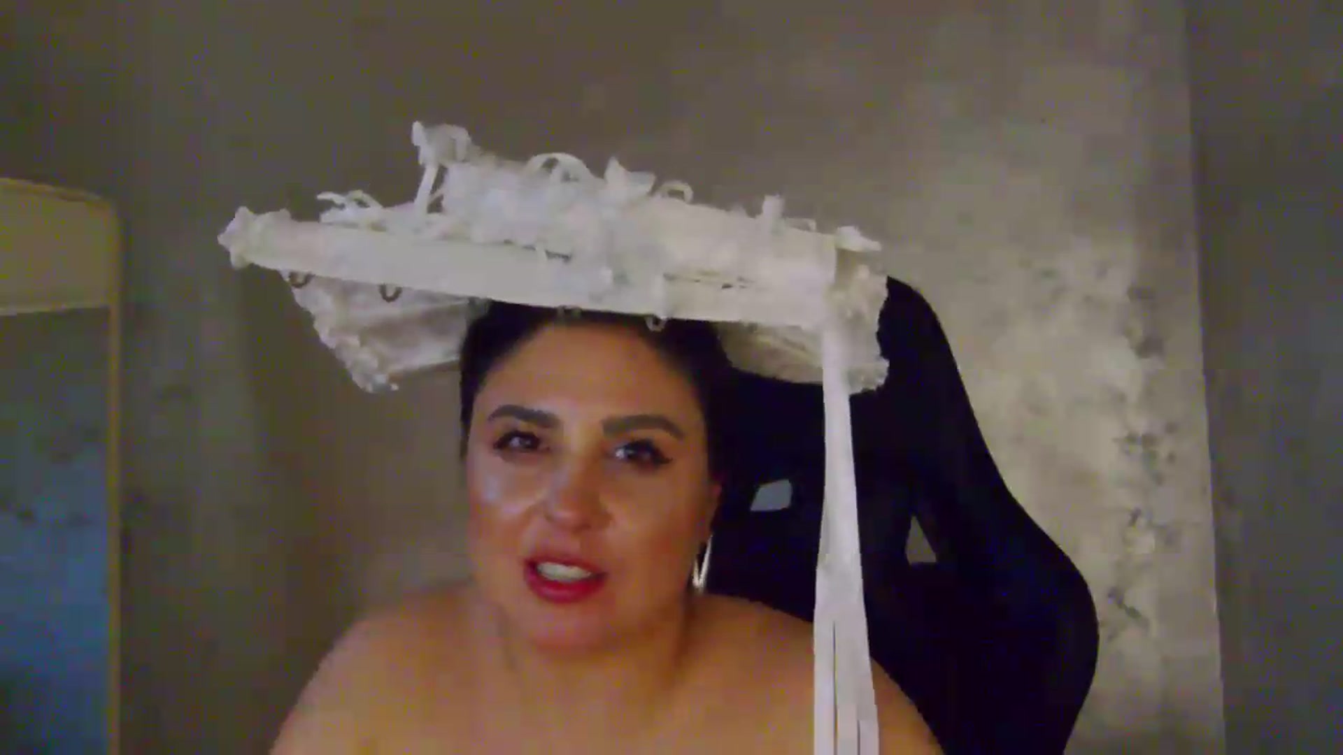 Gallery image thumbnail from NotVanilla's myfreecams stream on, 07/11/2026, 06:12 image 15 of 20