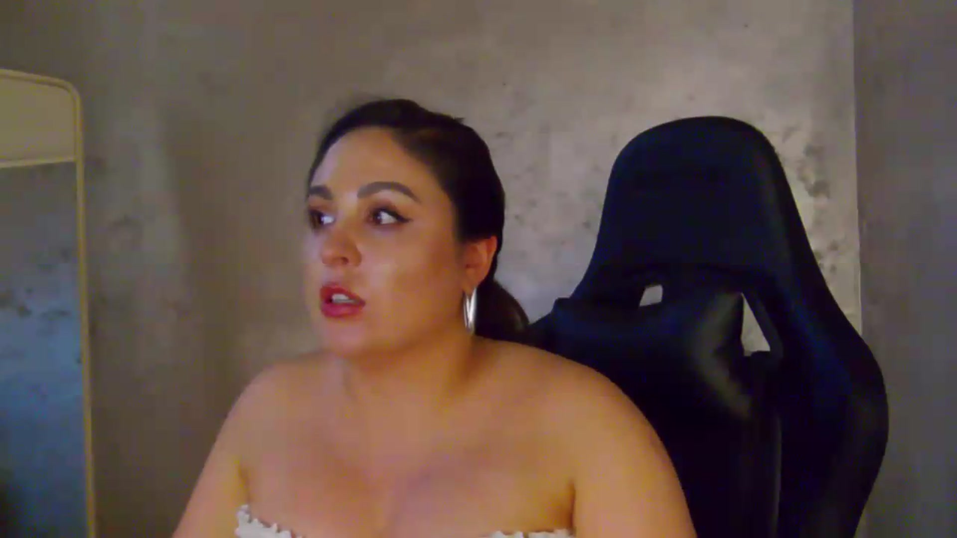 Gallery image thumbnail from NotVanilla's myfreecams stream on, 07/11/2026, 06:12 image 3 of 20