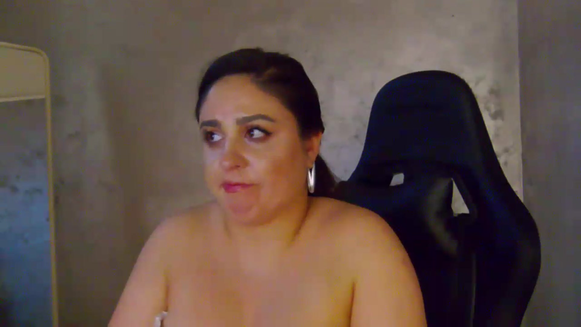 Gallery image thumbnail from NotVanilla's myfreecams stream on, 07/11/2026, 06:12 image 6 of 20