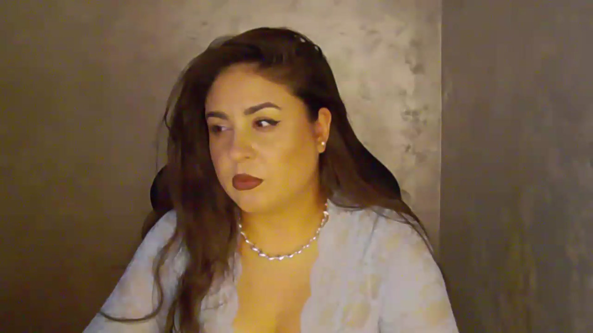 Gallery image thumbnail from NotVanilla's myfreecams stream on, 07/19/2026, 01:09 image 16 of 20
