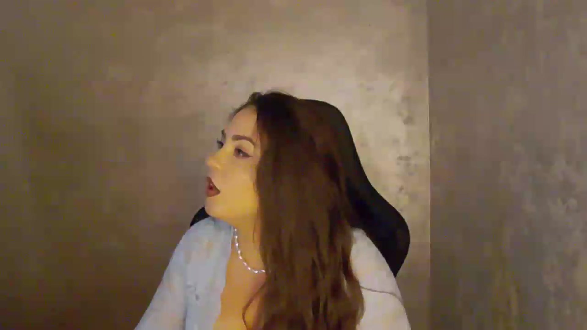 Gallery image thumbnail from NotVanilla's myfreecams stream on, 07/19/2026, 01:09 image 3 of 20