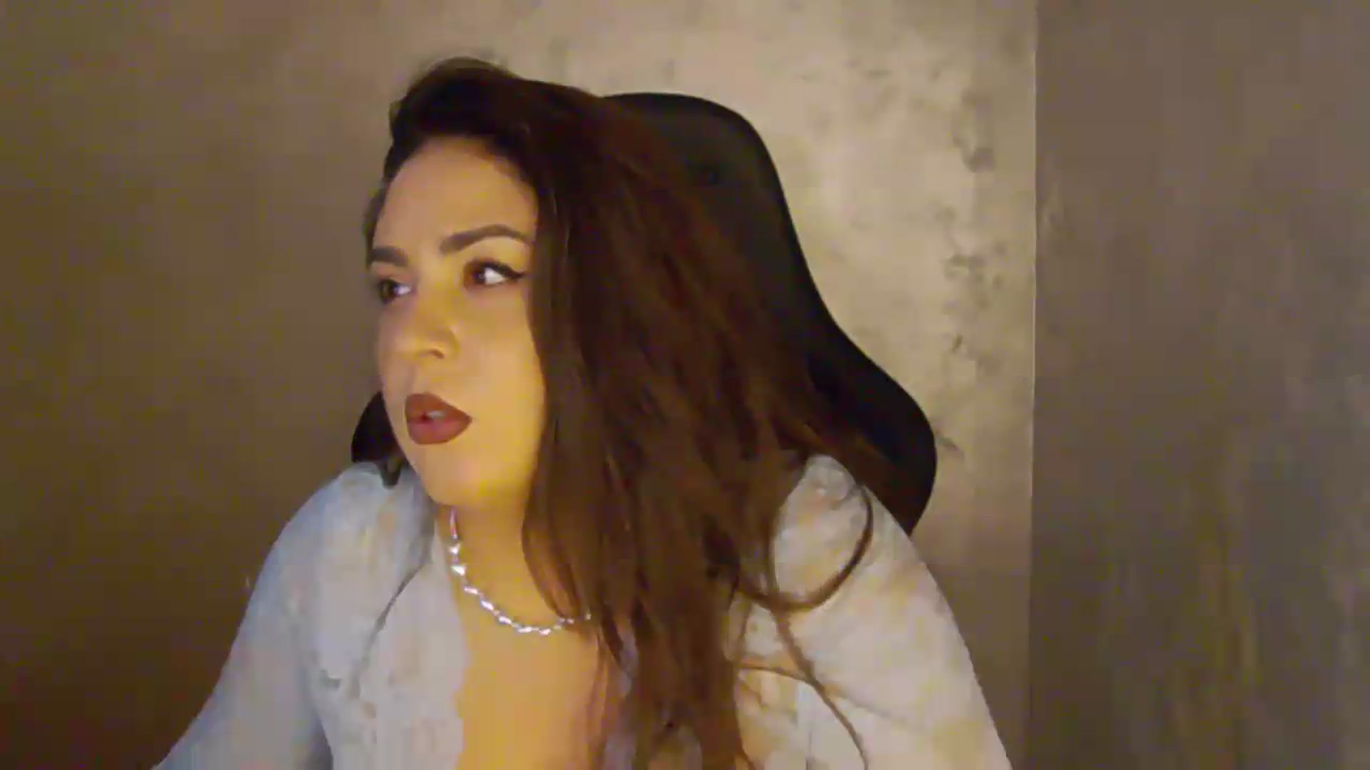 Gallery image thumbnail from NotVanilla's myfreecams stream on, 07/19/2026, 01:09 image 13 of 20