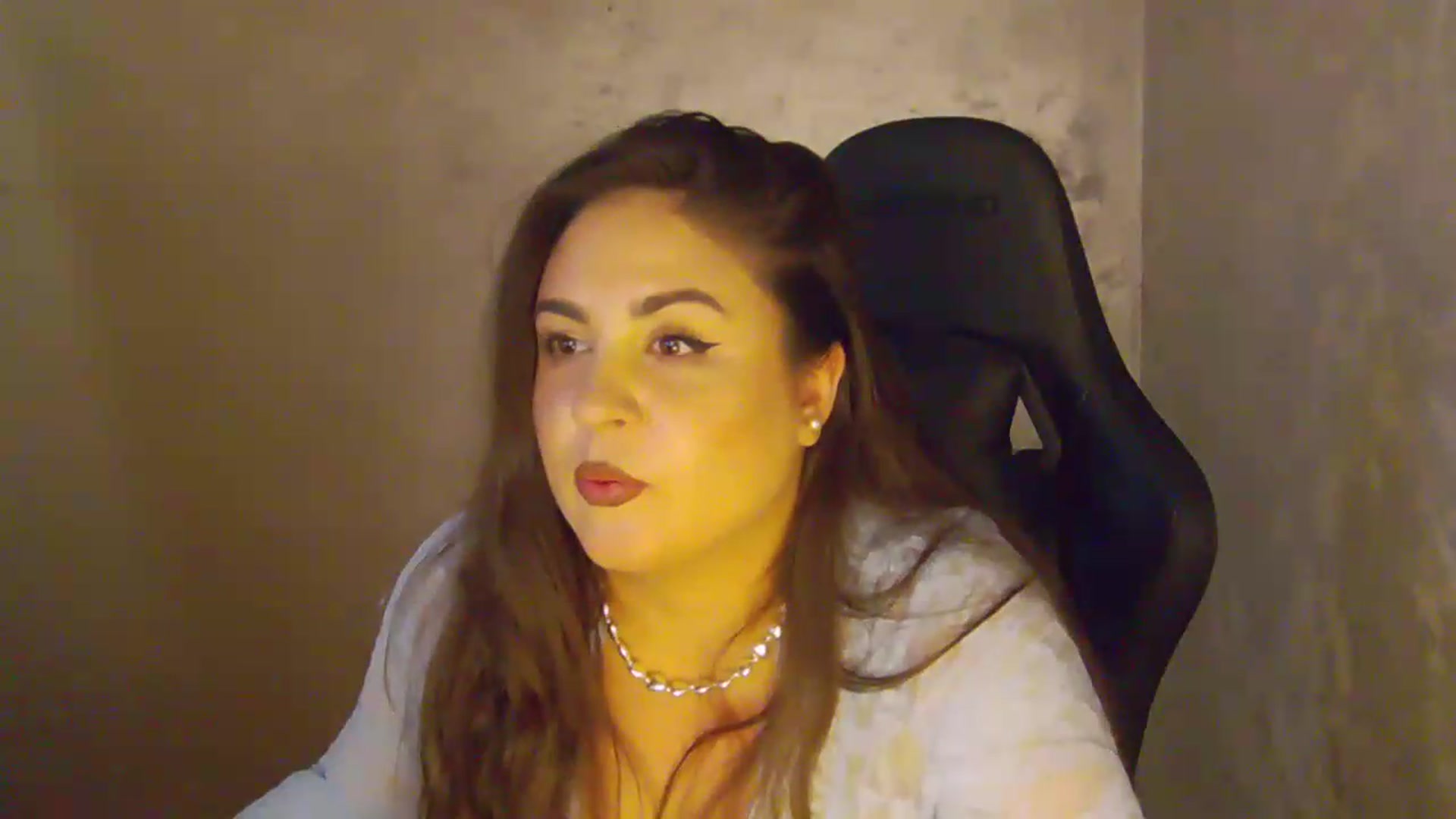 Gallery image thumbnail from NotVanilla's myfreecams stream on, 07/19/2026, 04:16 image 17 of 20