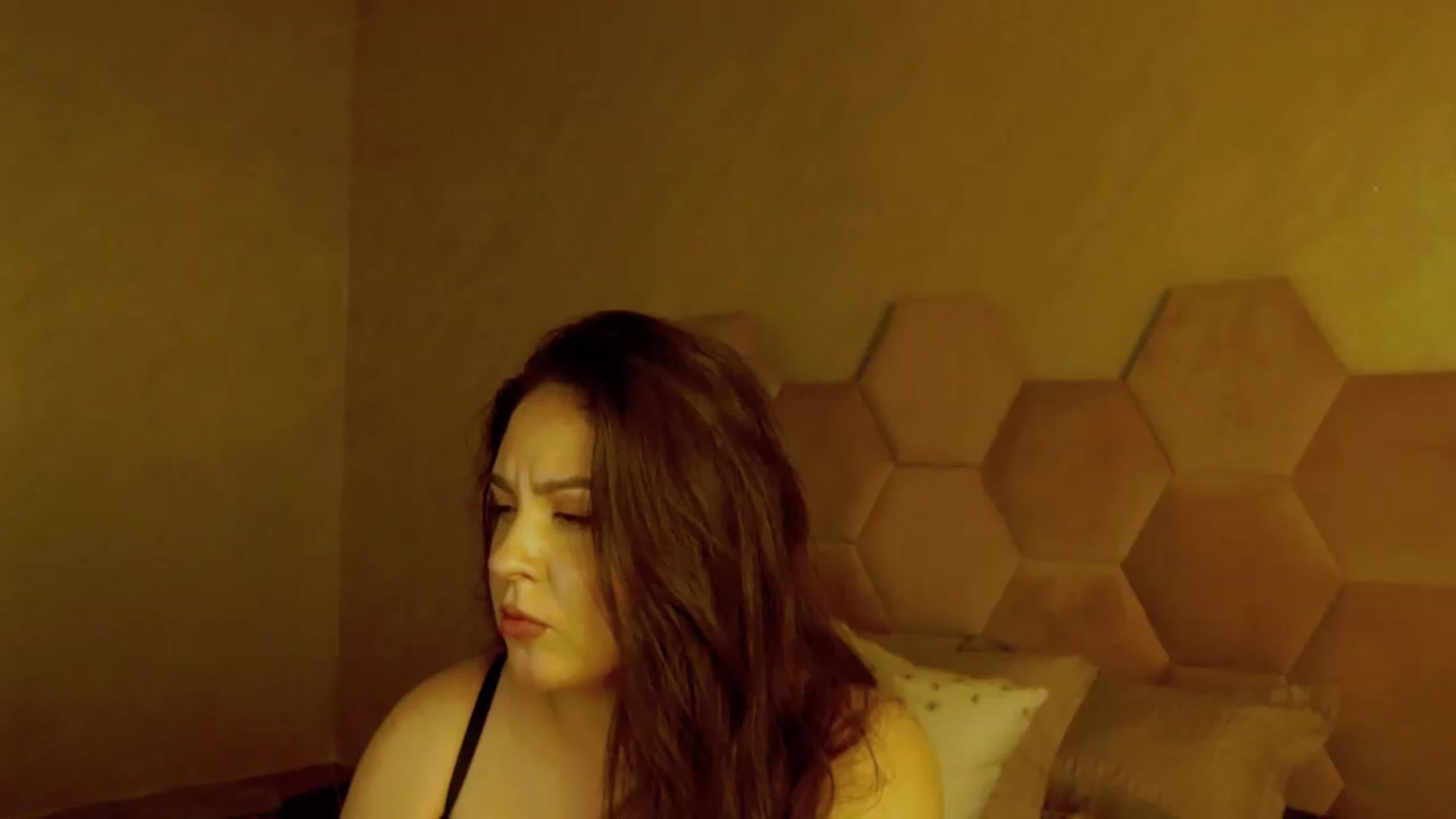 Gallery image thumbnail from NotVanilla's myfreecams stream on, 07/20/2026, 08:01 image 10 of 20