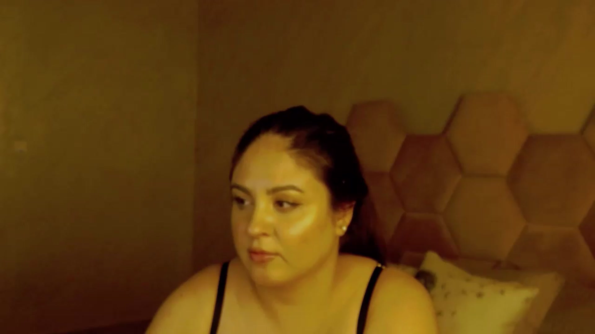Gallery image thumbnail from NotVanilla's myfreecams stream on, 07/20/2026, 08:43 image 4 of 20