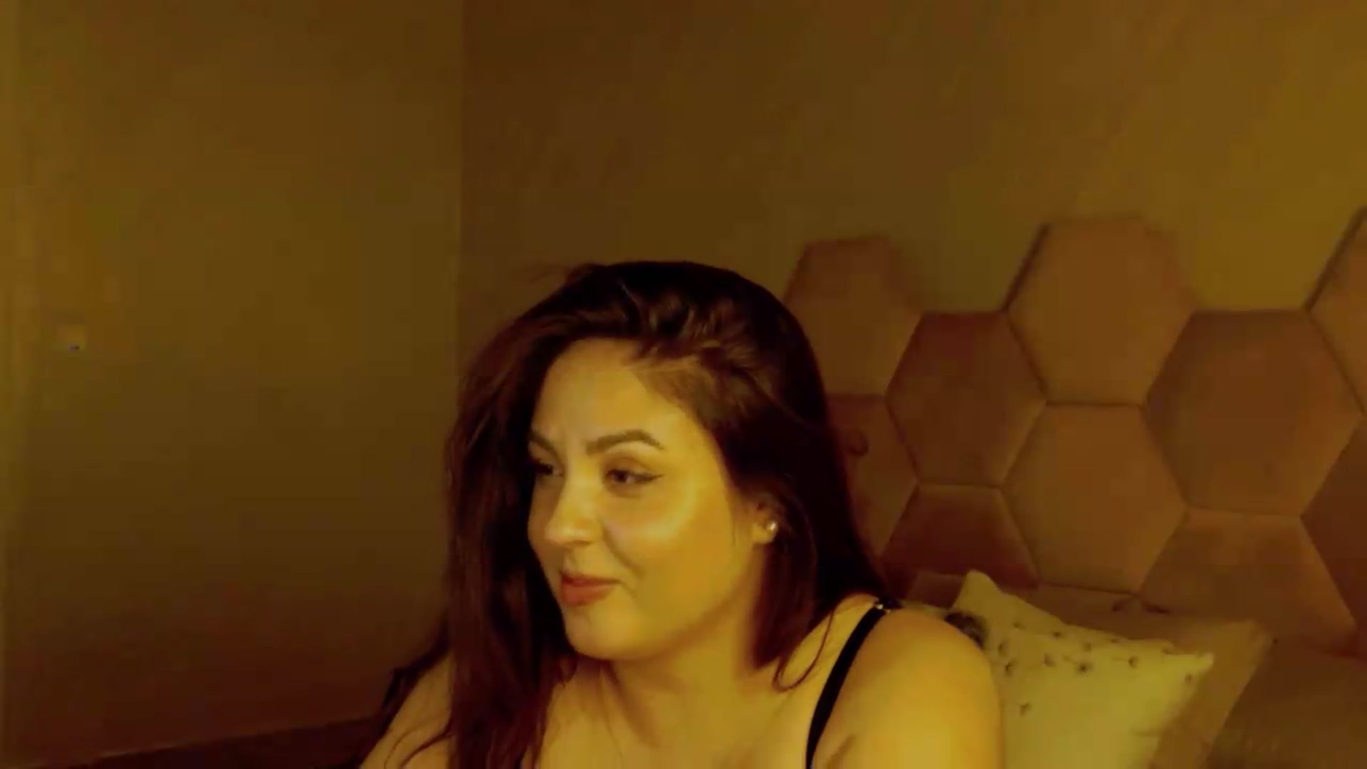 Gallery image thumbnail from NotVanilla's myfreecams stream on, 07/20/2026, 08:43 image 14 of 20