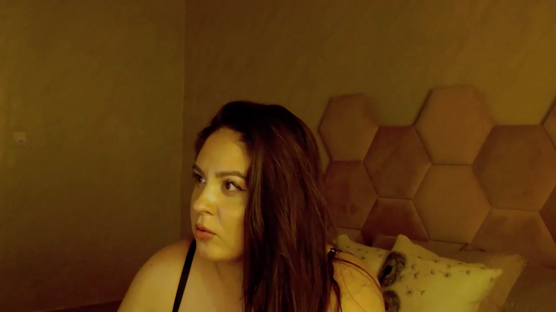 Gallery image thumbnail from NotVanilla's myfreecams stream on, 07/20/2026, 08:43 image 10 of 20