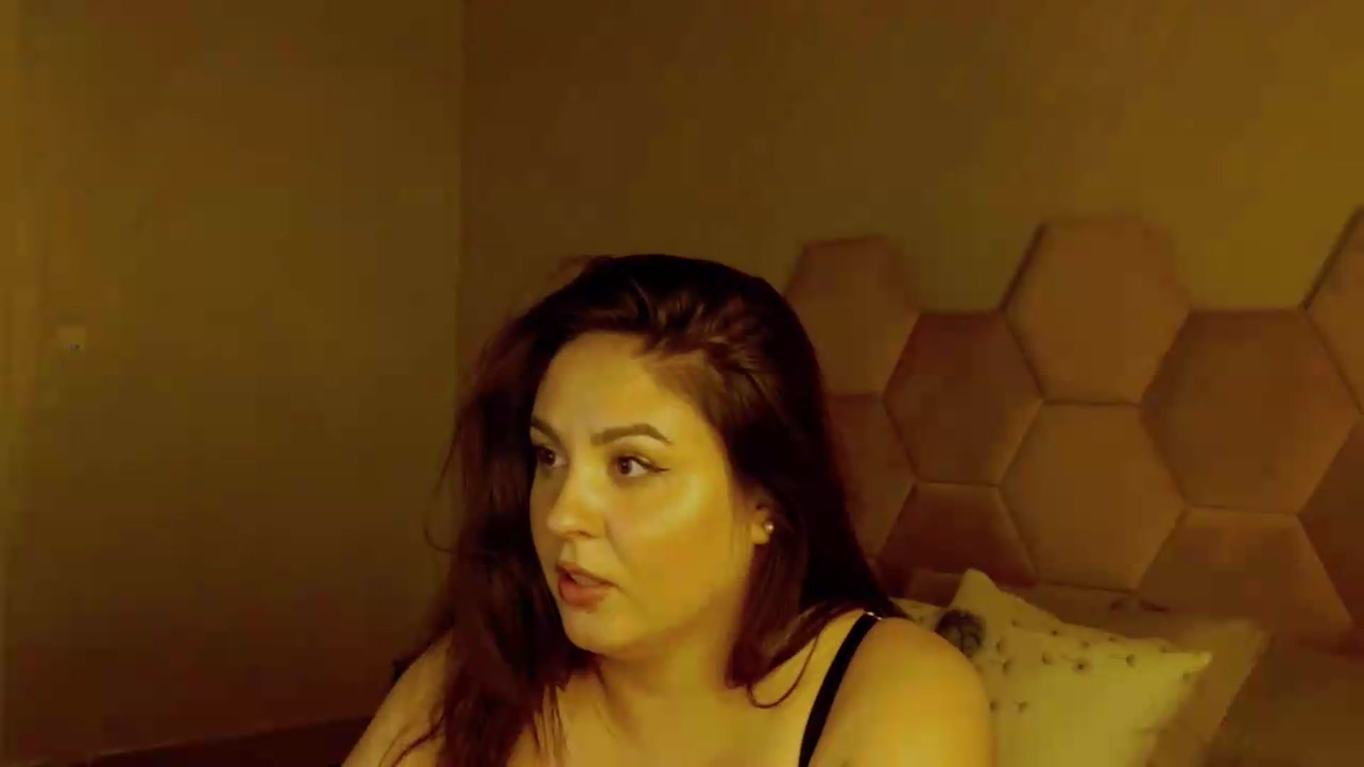 Gallery image thumbnail from NotVanilla's myfreecams stream on, 07/20/2026, 08:43 image 15 of 20