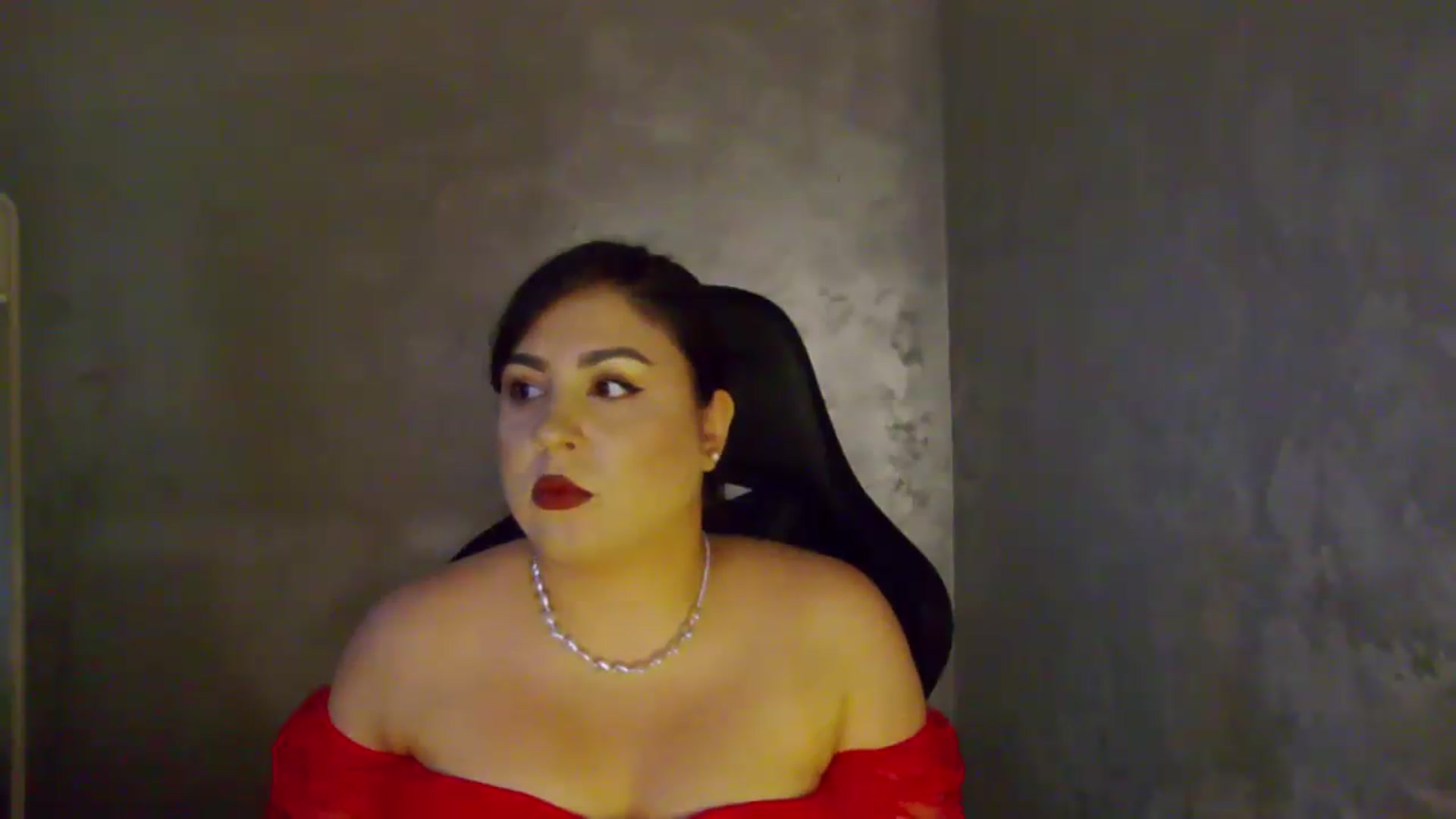 Gallery image thumbnail from NotVanilla's myfreecams stream on, 07/22/2026, 05:30 image 17 of 20