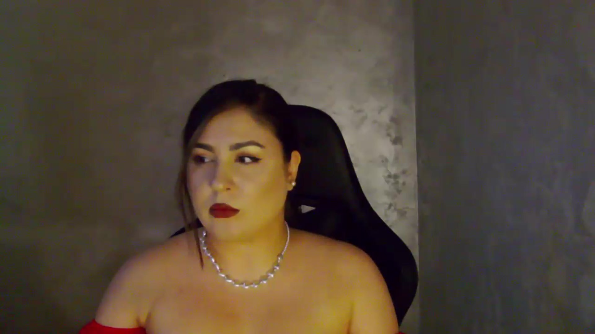 Gallery image thumbnail from NotVanilla's myfreecams stream on, 07/22/2026, 05:30 image 6 of 20