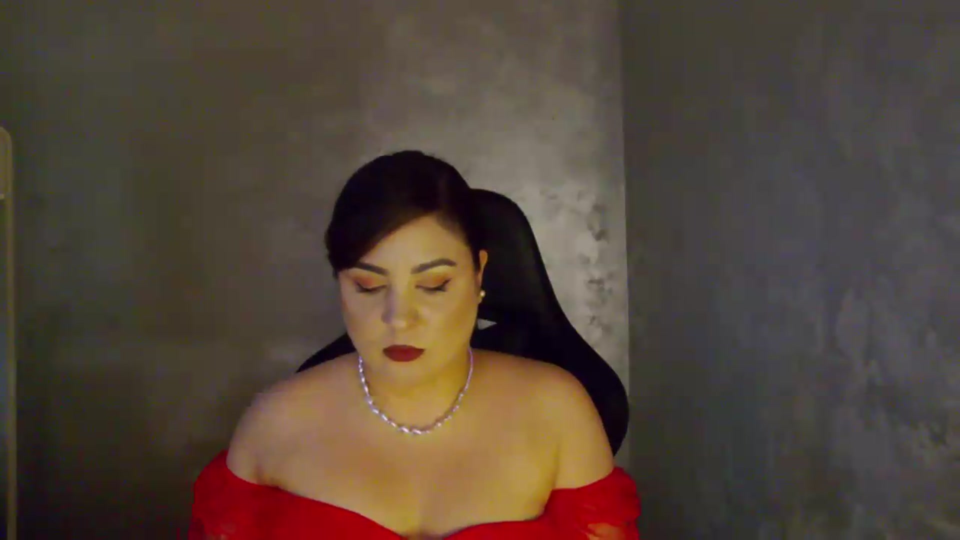 Gallery image thumbnail from NotVanilla's myfreecams stream on, 07/22/2026, 05:30 image 15 of 20