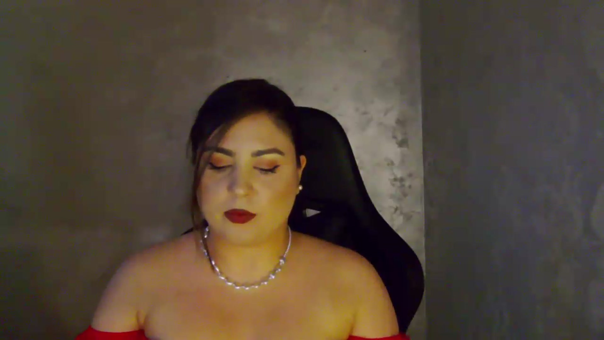 Gallery image thumbnail from NotVanilla's myfreecams stream on, 07/22/2026, 05:30 image 7 of 20