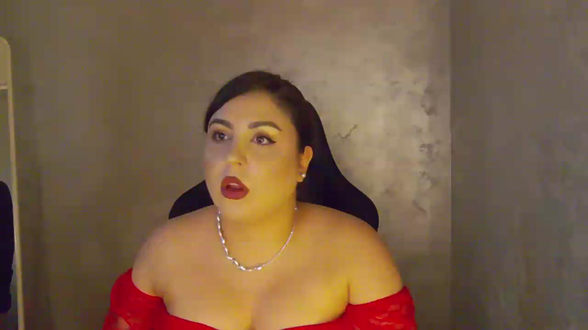 Gallery image thumbnail from NotVanilla's myfreecams stream on, 07/22/2026, 06:04 image 1 of 20