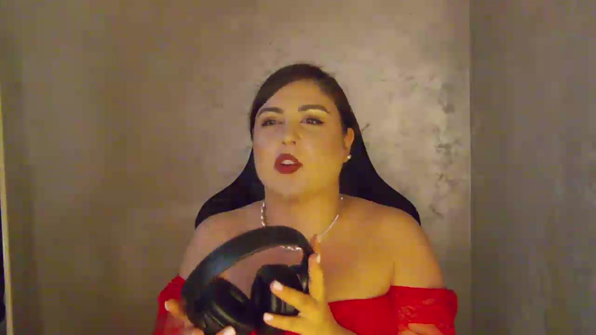Gallery image thumbnail from NotVanilla's myfreecams stream on, 07/22/2026, 06:04 image 18 of 20
