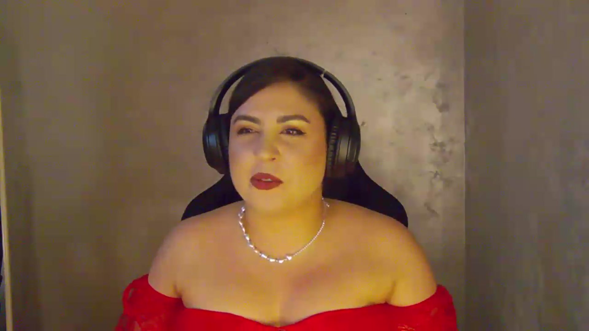 Gallery image thumbnail from NotVanilla's myfreecams stream on, 07/22/2026, 06:04 image 5 of 20
