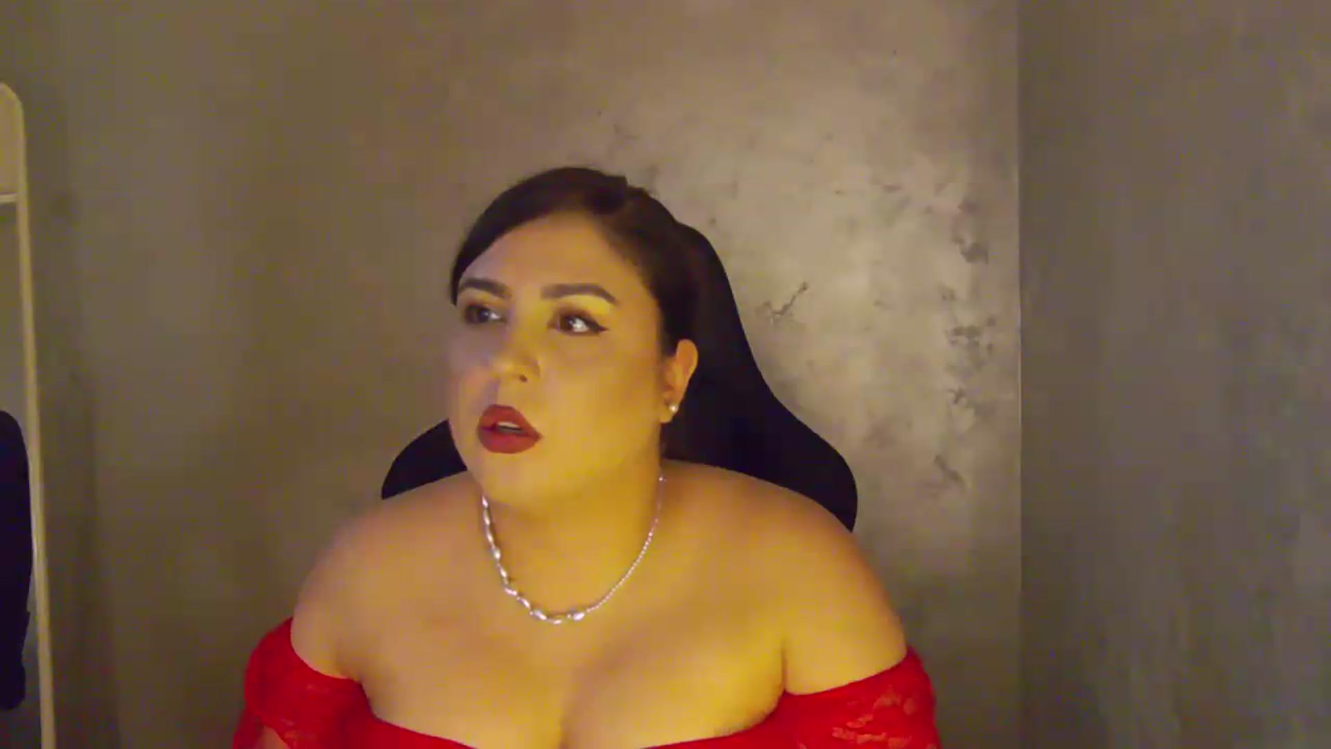 Gallery image thumbnail from NotVanilla's myfreecams stream on, 07/22/2026, 06:04 image 2 of 20