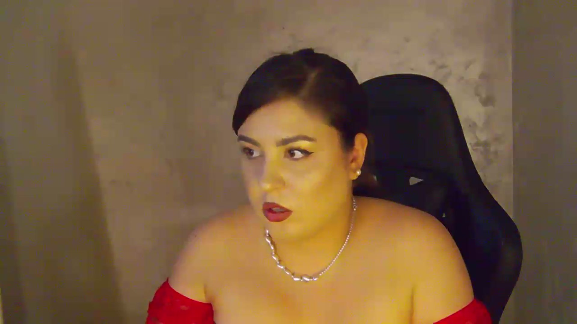 Gallery image thumbnail from NotVanilla's myfreecams stream on, 07/22/2026, 07:20 image 15 of 20