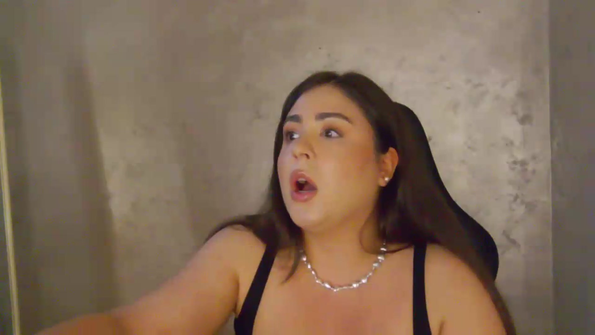 Gallery image thumbnail from NotVanilla's myfreecams stream on, 07/23/2026, 03:41 image 3 of 20