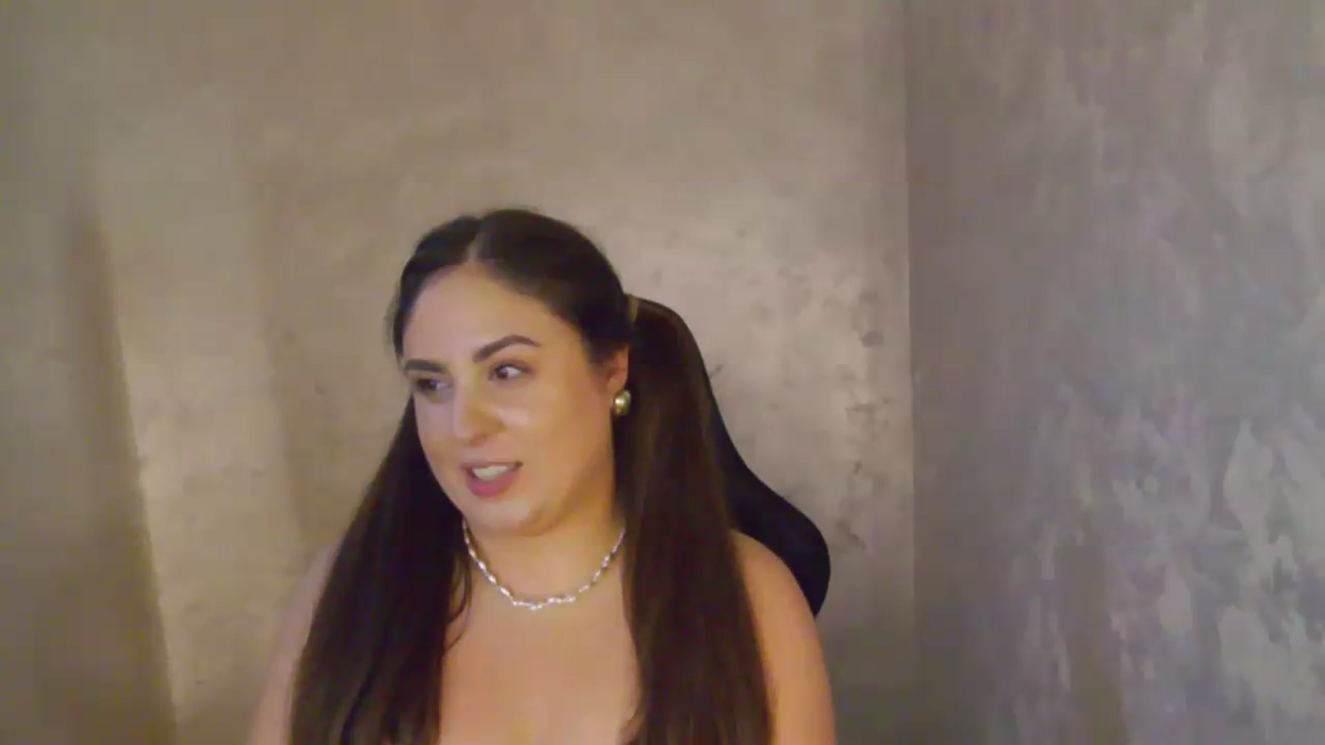 Gallery image thumbnail from NotVanilla's myfreecams stream on, 07/23/2026, 06:04 image 9 of 20