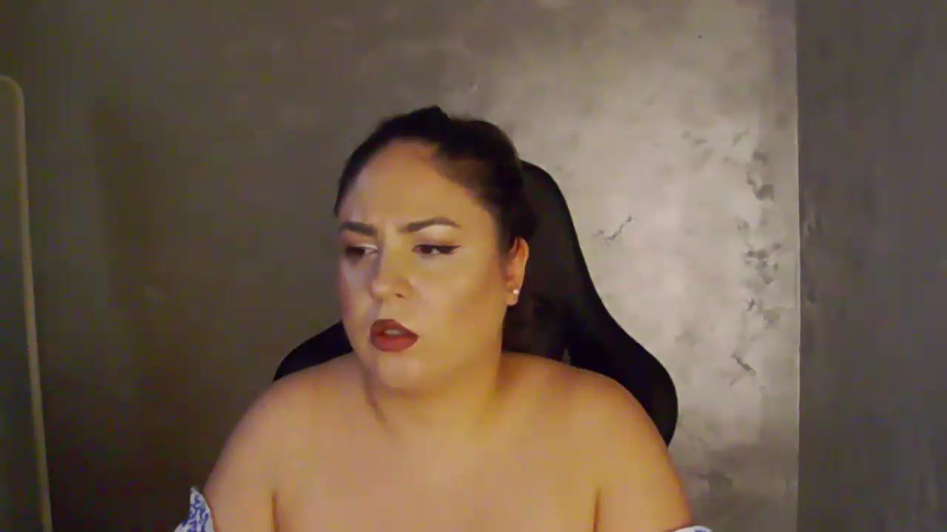 Gallery image thumbnail from NotVanilla's myfreecams stream on, 07/23/2026, 23:55 image 15 of 20