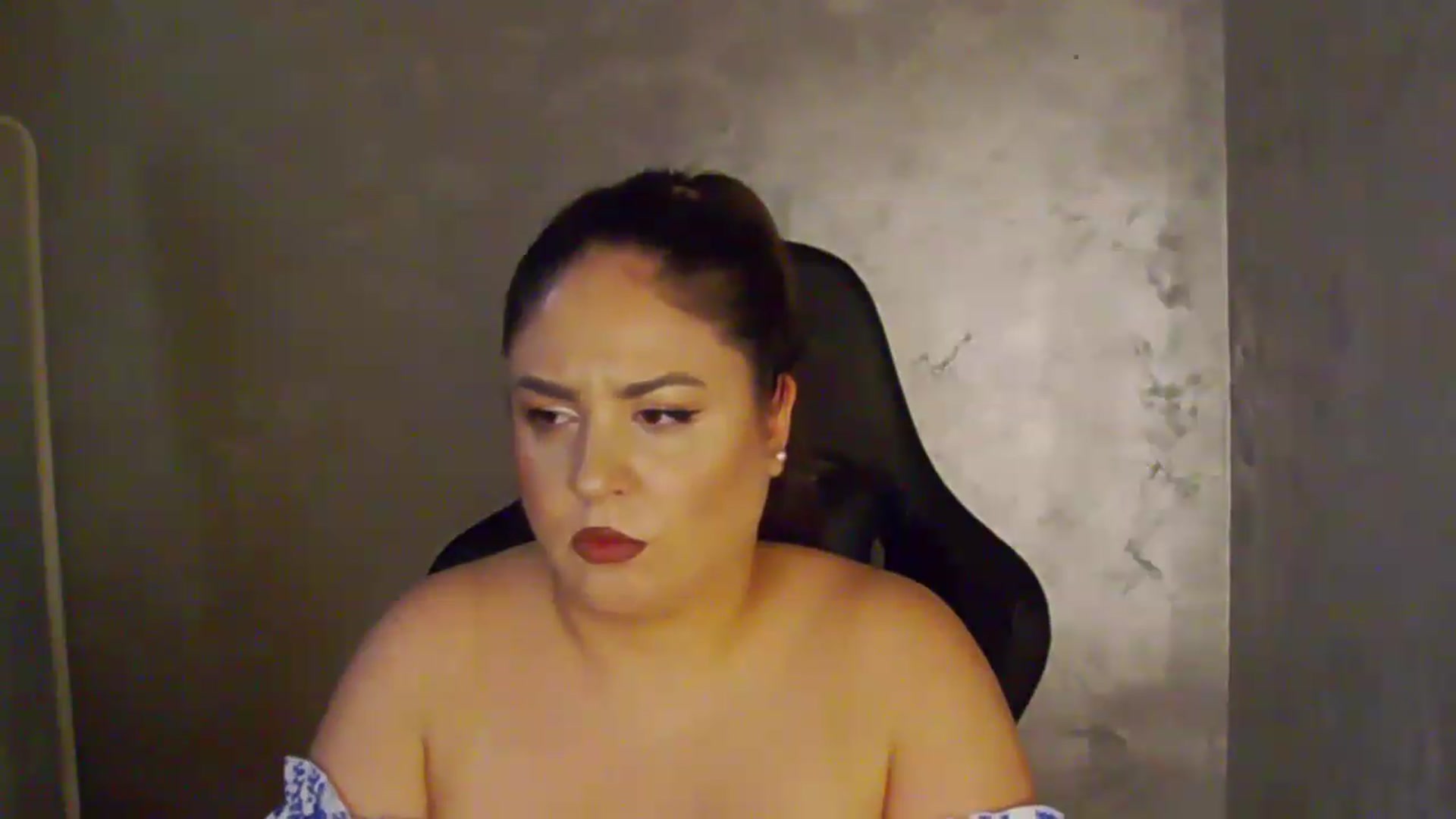 Gallery image thumbnail from NotVanilla's myfreecams stream on, 07/23/2026, 23:55 image 7 of 20