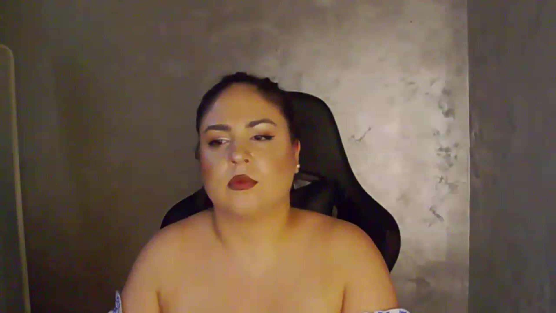 Gallery image thumbnail from NotVanilla's myfreecams stream on, 07/23/2026, 23:55 image 8 of 20