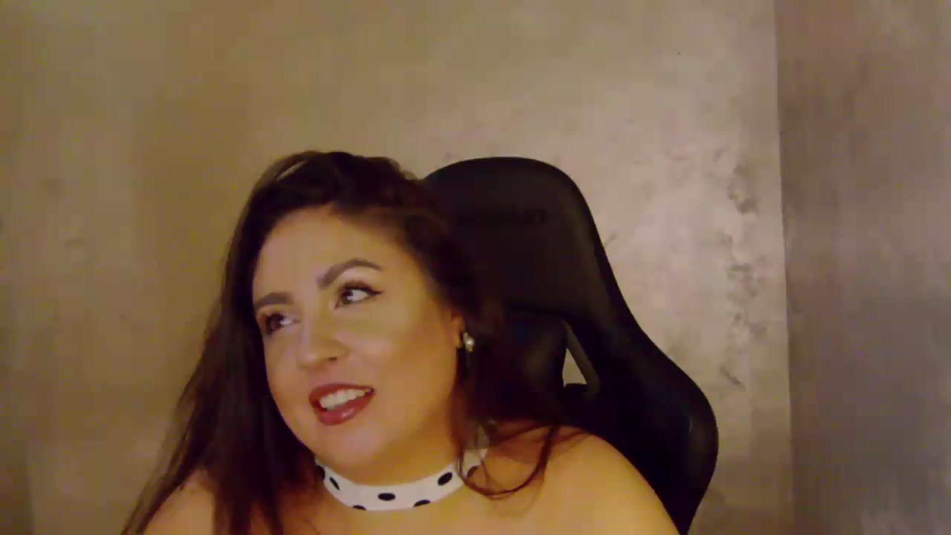 Gallery image thumbnail from NotVanilla's myfreecams stream on, 07/30/2026, 03:09 image 13 of 20