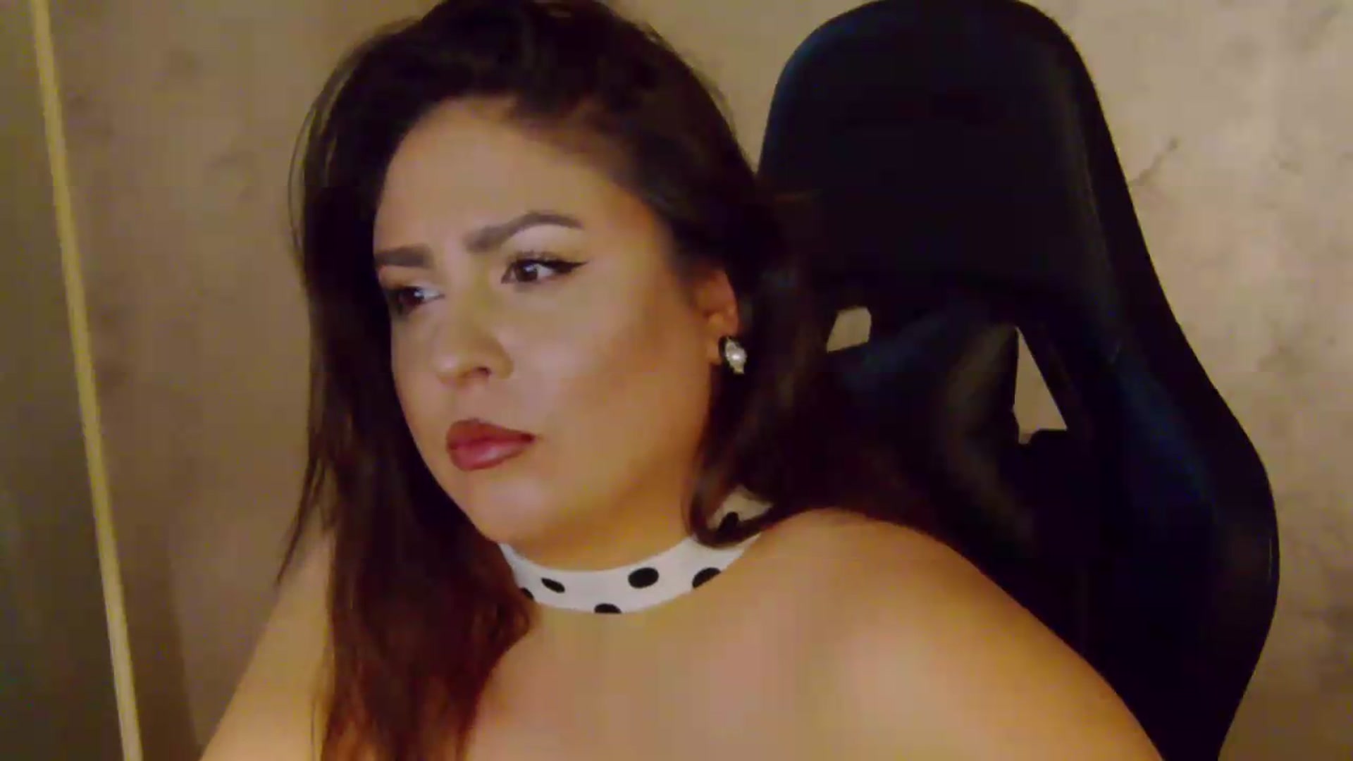Gallery image thumbnail from NotVanilla's myfreecams stream on, 07/30/2026, 03:09 image 19 of 20