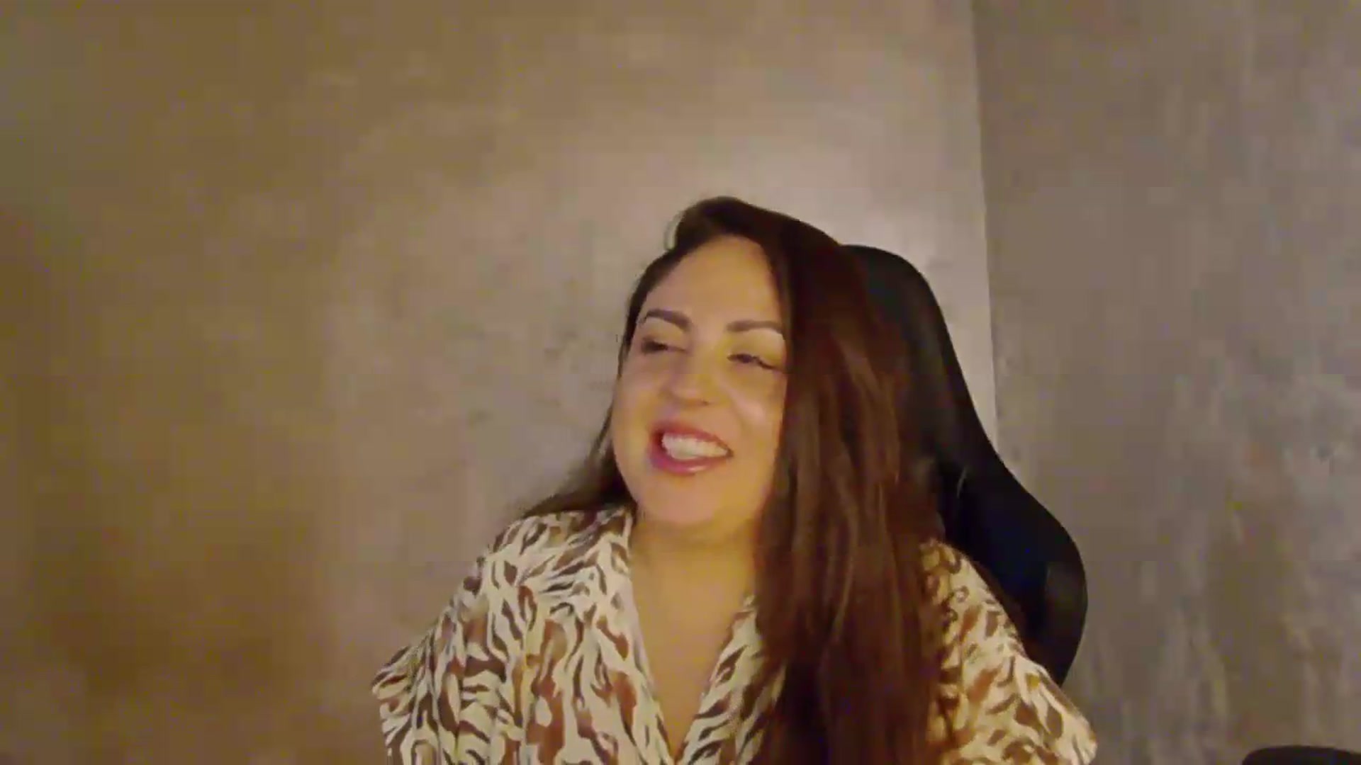 Gallery image thumbnail from NotVanilla's myfreecams stream on, 07/31/2026, 24:45 image 15 of 20