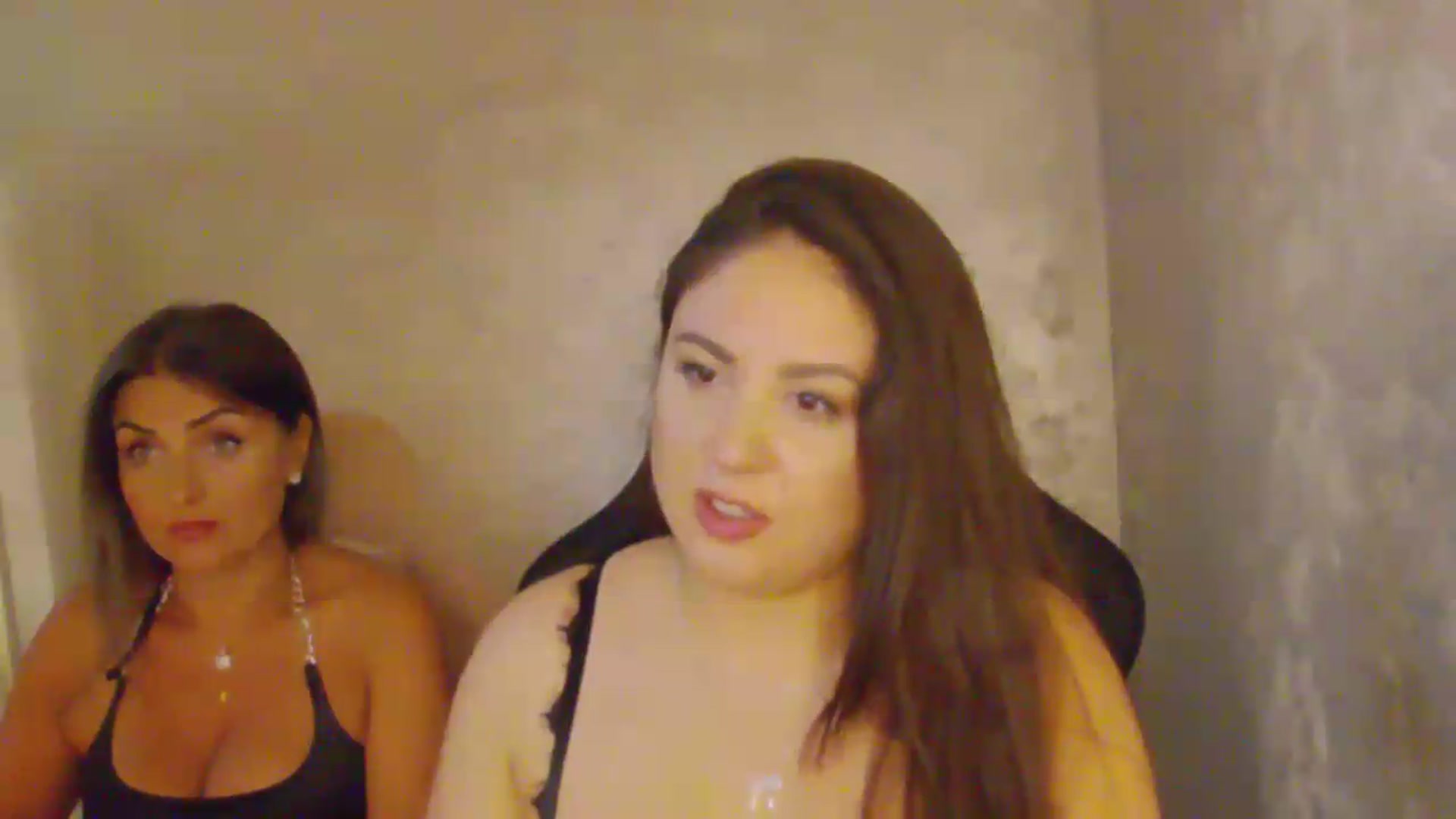 Gallery image thumbnail from NotVanilla's myfreecams stream on, 07/31/2026, 23:39 image 19 of 20