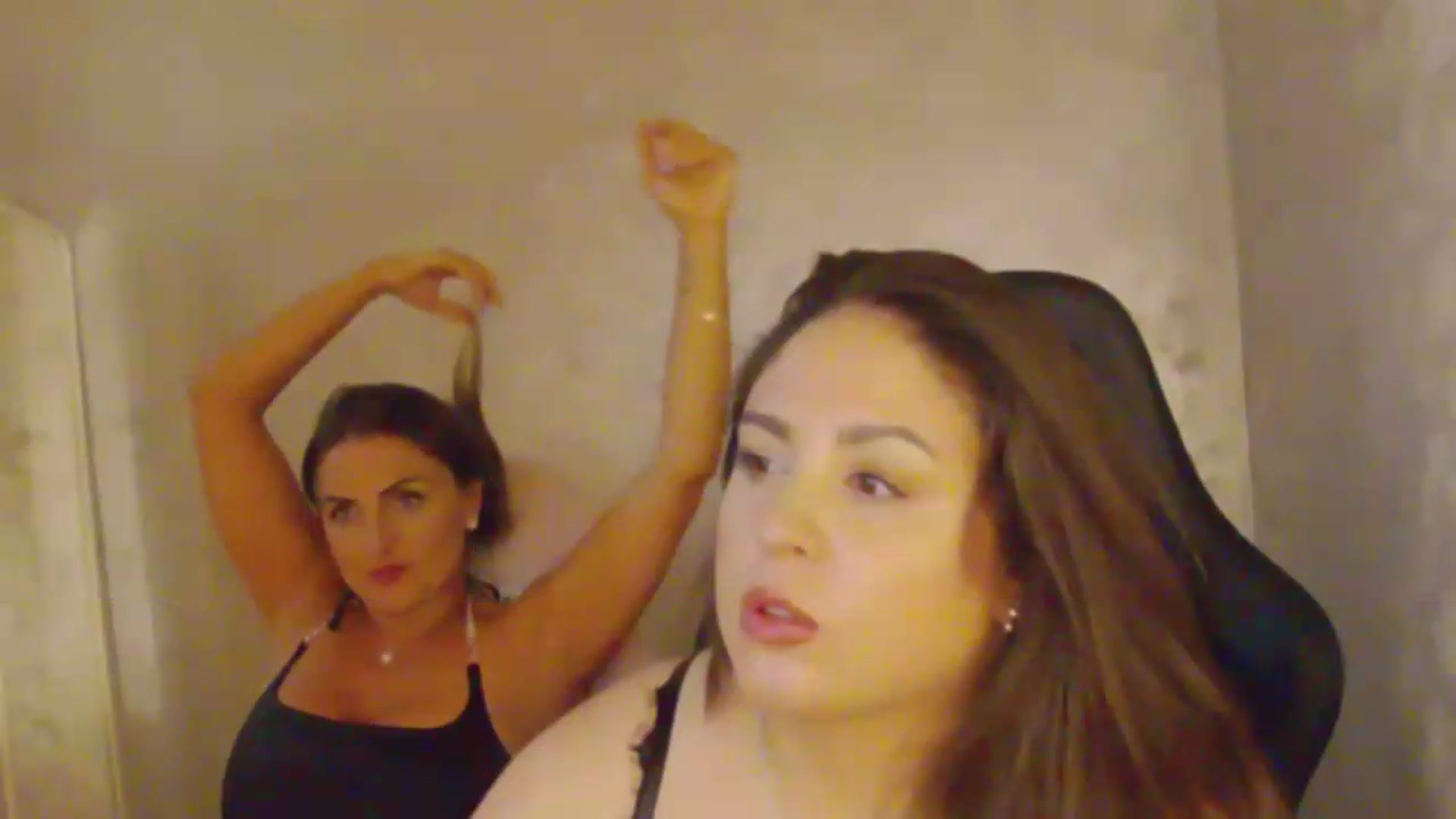 Gallery image thumbnail from NotVanilla's myfreecams stream on, 08/01/2026, 24:27 image 6 of 20