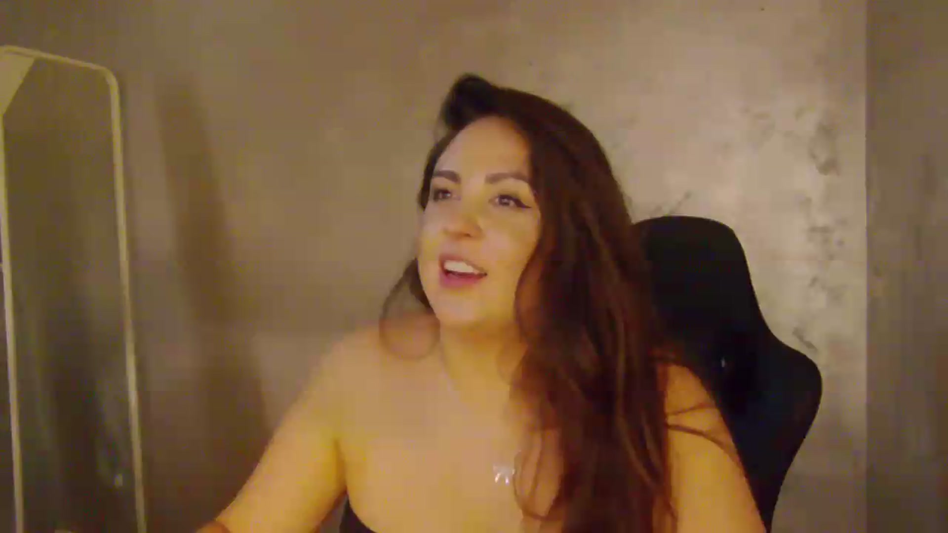 Gallery image thumbnail from NotVanilla's myfreecams stream on, 08/02/2026, 09:38 image 16 of 20
