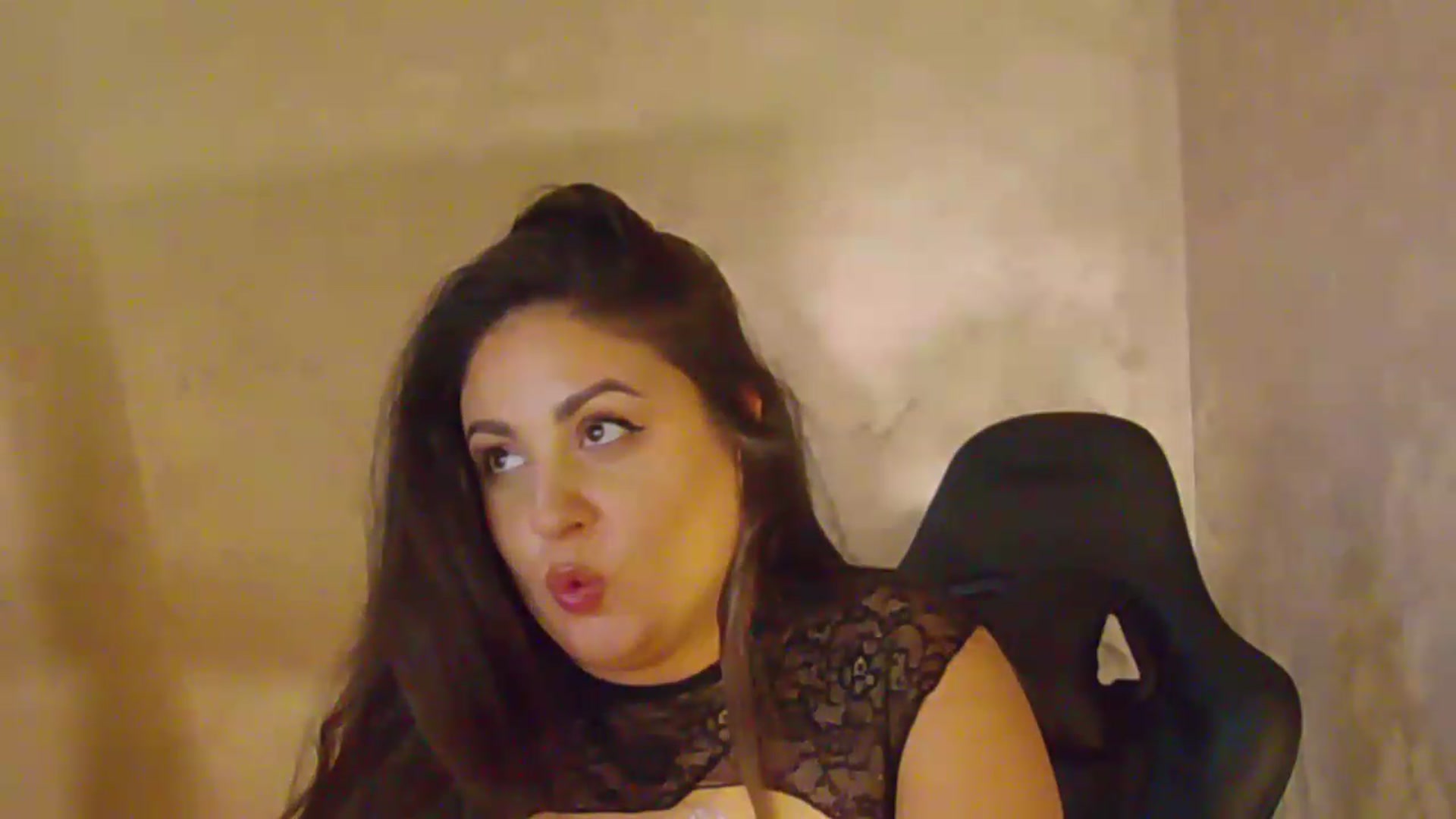 Gallery image thumbnail from NotVanilla's myfreecams stream on, 08/04/2026, 03:58 image 14 of 20