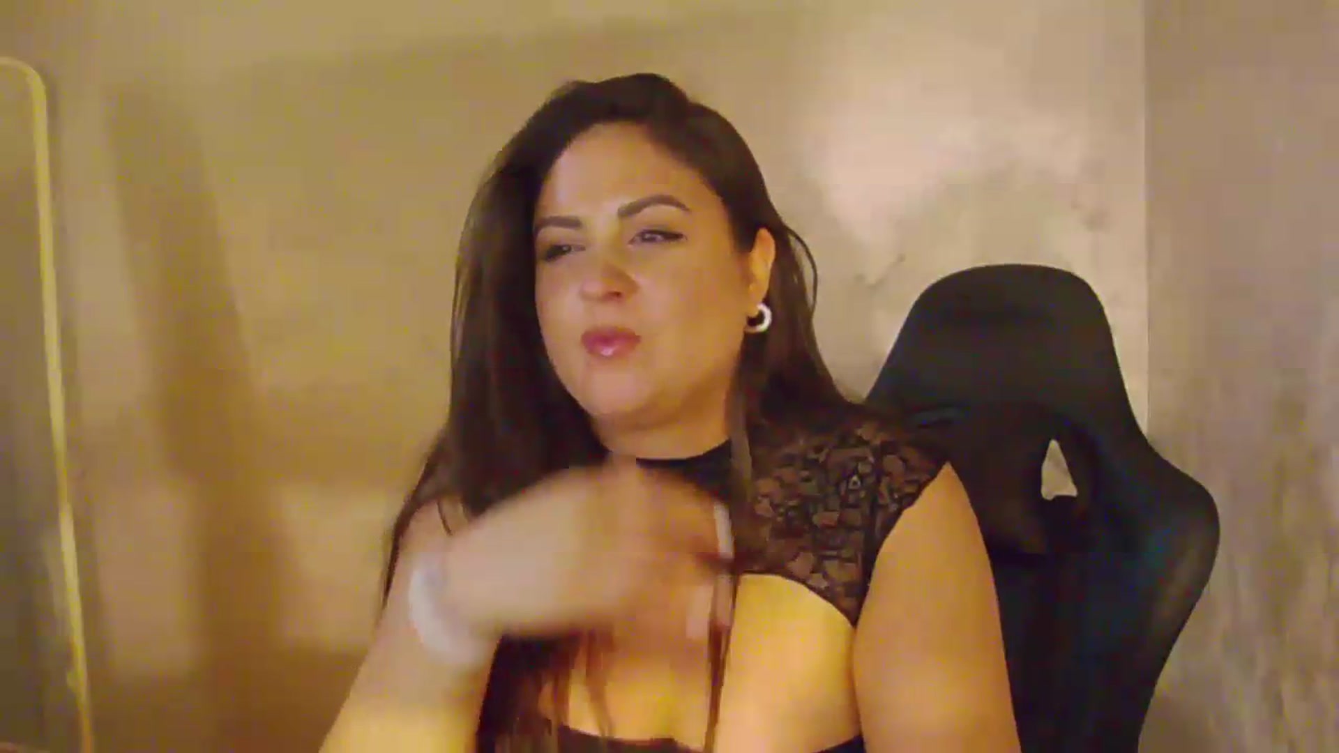 Gallery image thumbnail from NotVanilla's myfreecams stream on, 08/04/2026, 03:58 image 16 of 20