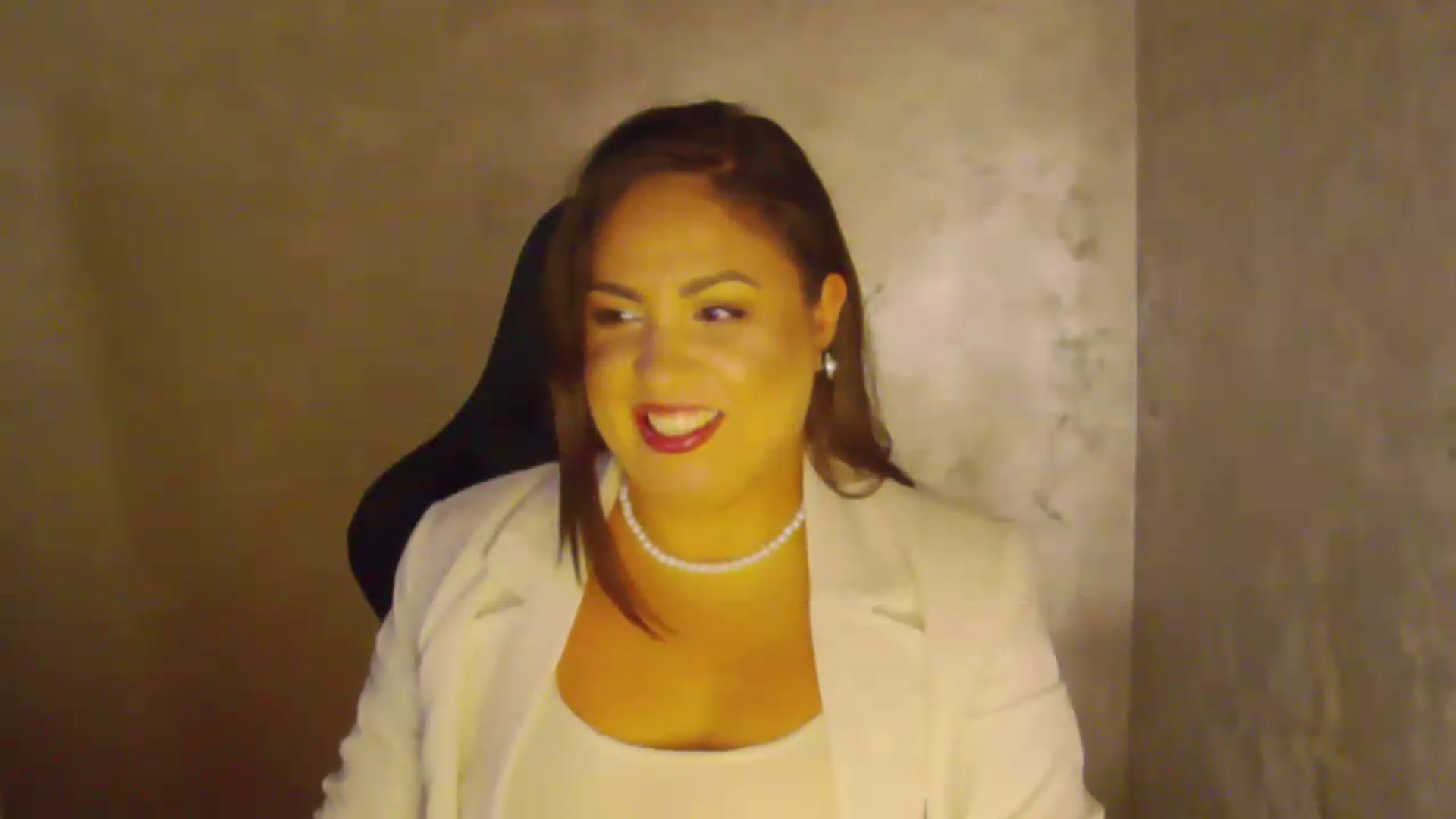 Gallery image thumbnail from NotVanilla's myfreecams stream on, 08/08/2026, 24:14 image 10 of 20