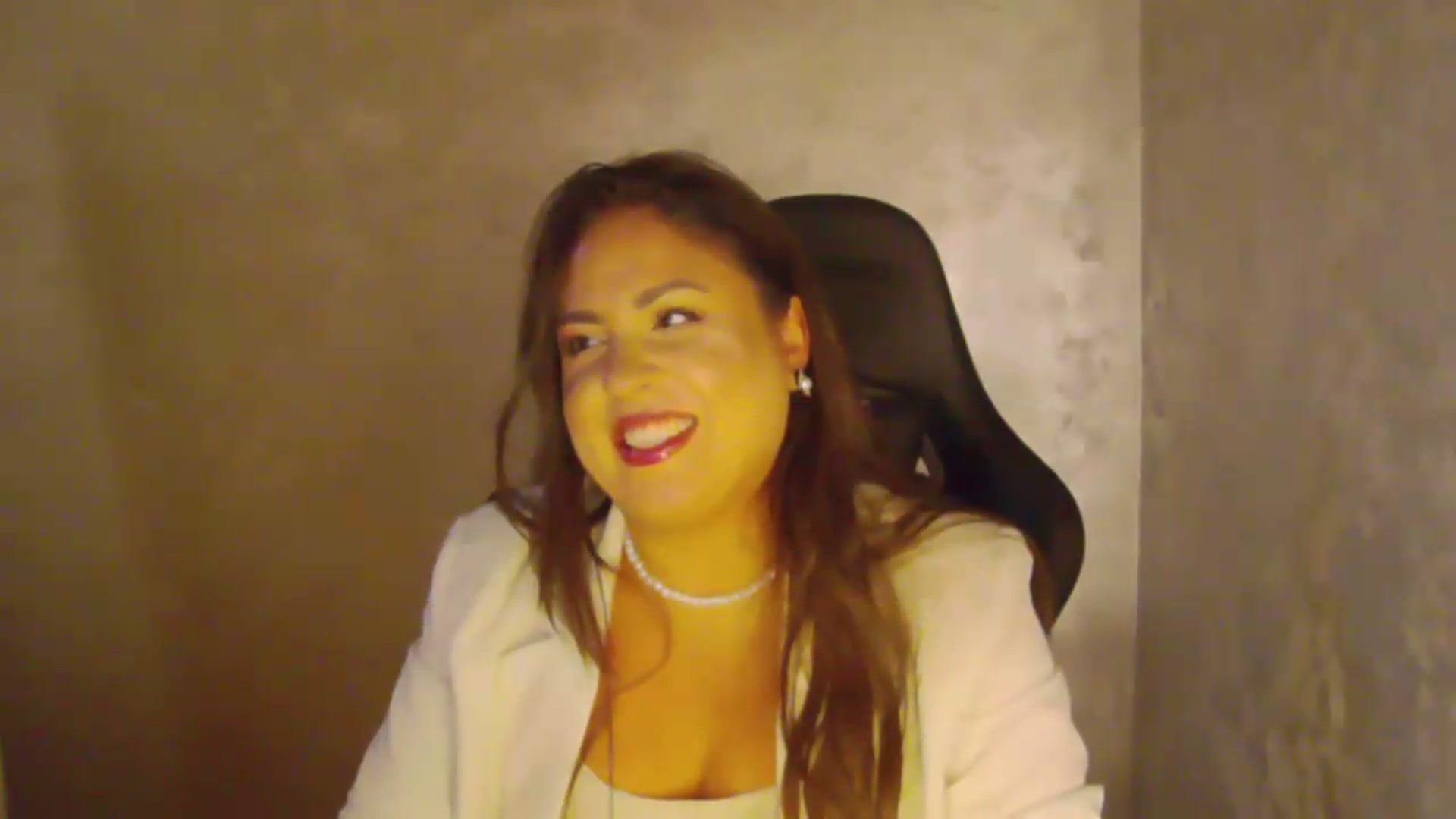Gallery image thumbnail from NotVanilla's myfreecams stream on, 08/08/2026, 24:14 image 7 of 20